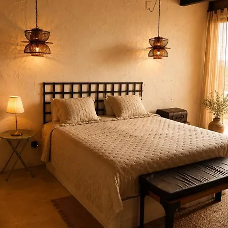 Hotel Almenara De Copau 3*