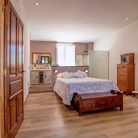 Almenara De Copau Hotel Zaragoza