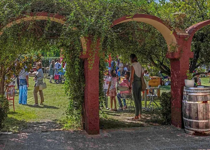 Almenara De Copau Hotel Zaragoza